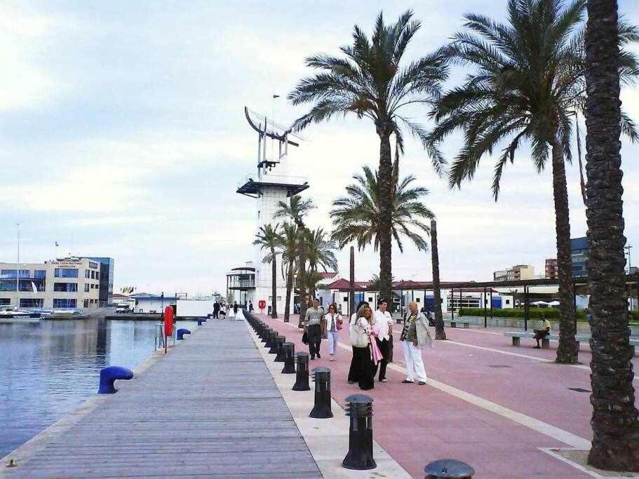 格拉德卡斯特利翁Frente A Puerto Azahar Y Playa De Castellon公寓 外观 照片